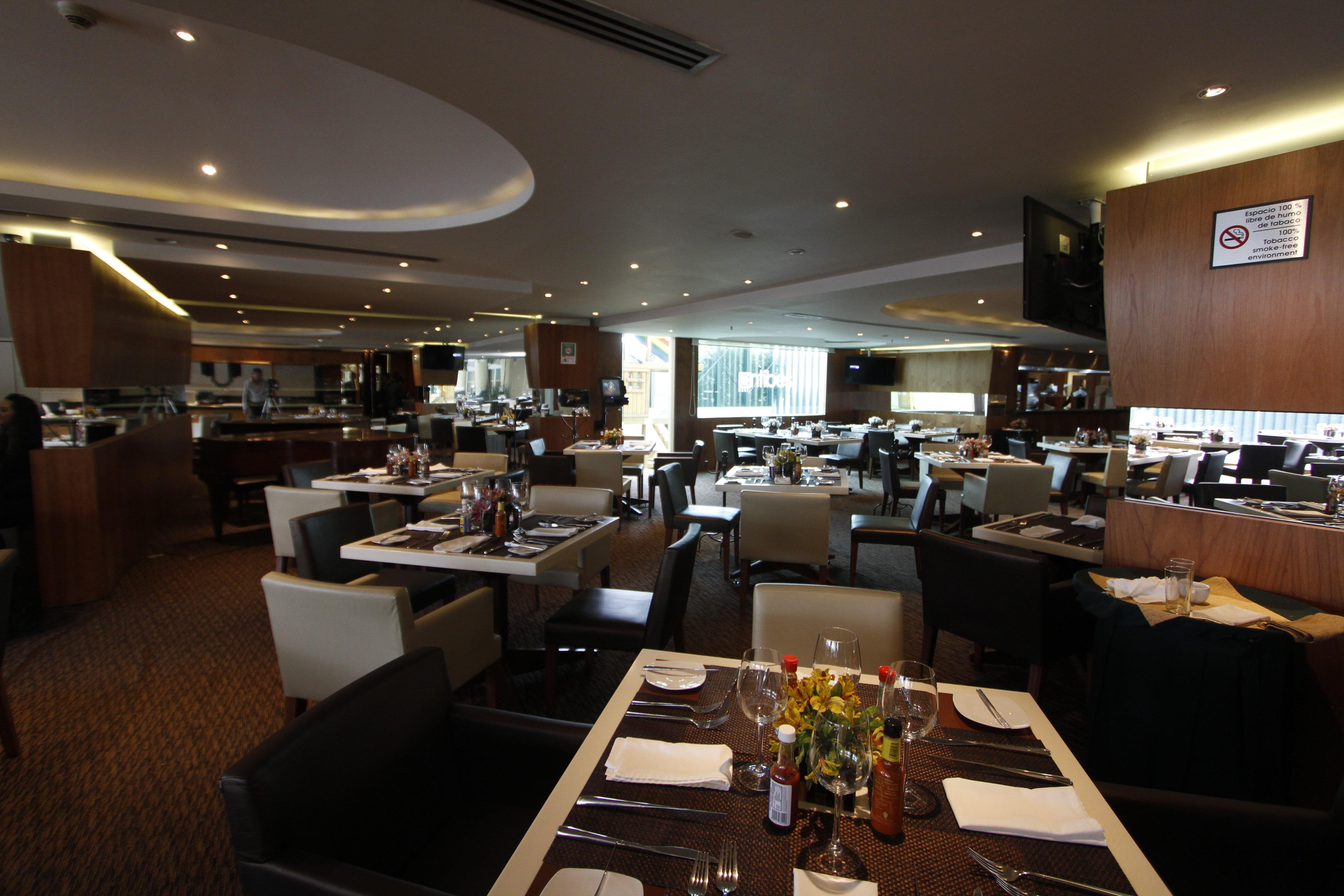 Hotel Crowne Plaza Toluca - Lancaster By Ihg Exterior foto