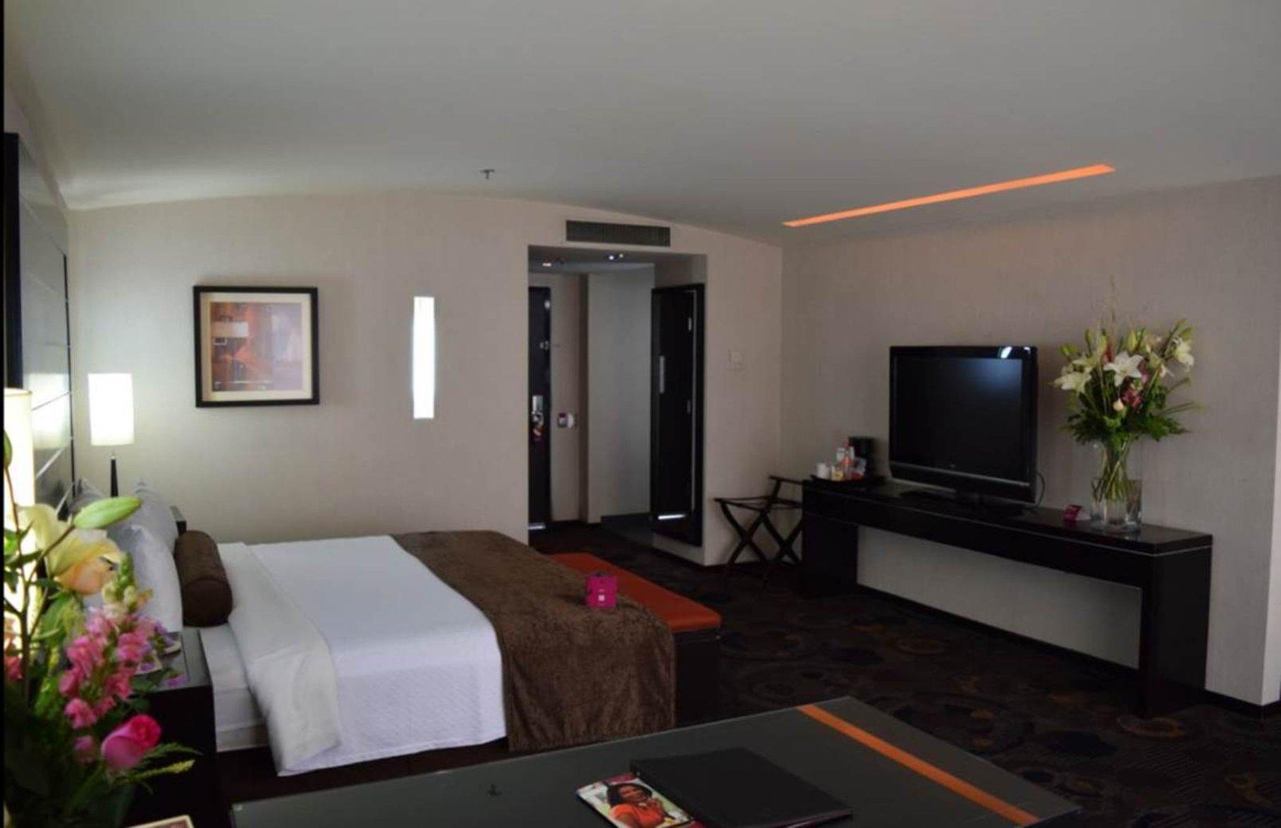 Hotel Crowne Plaza Toluca - Lancaster By Ihg Exterior foto