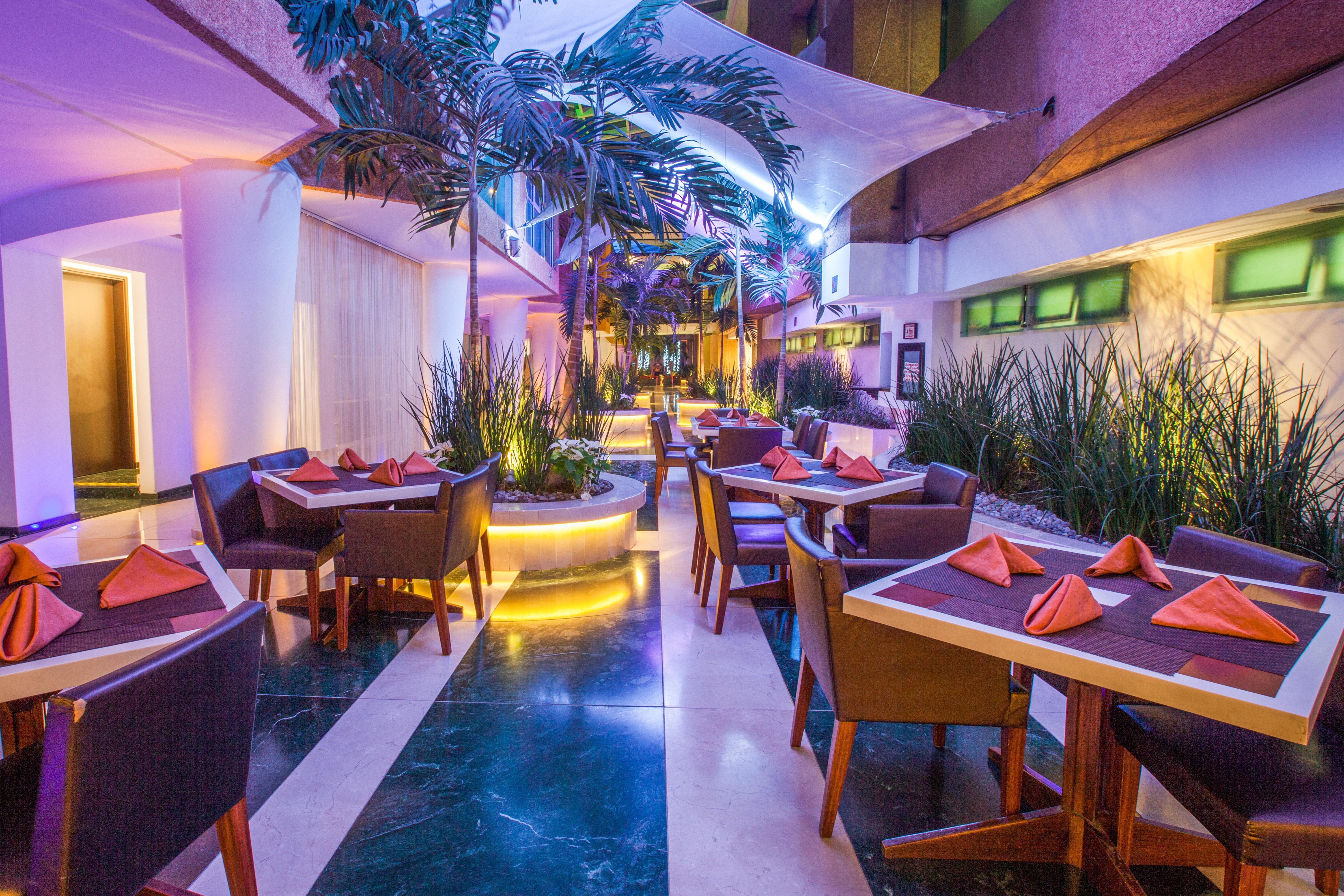 Hotel Crowne Plaza Toluca - Lancaster By Ihg Exterior foto