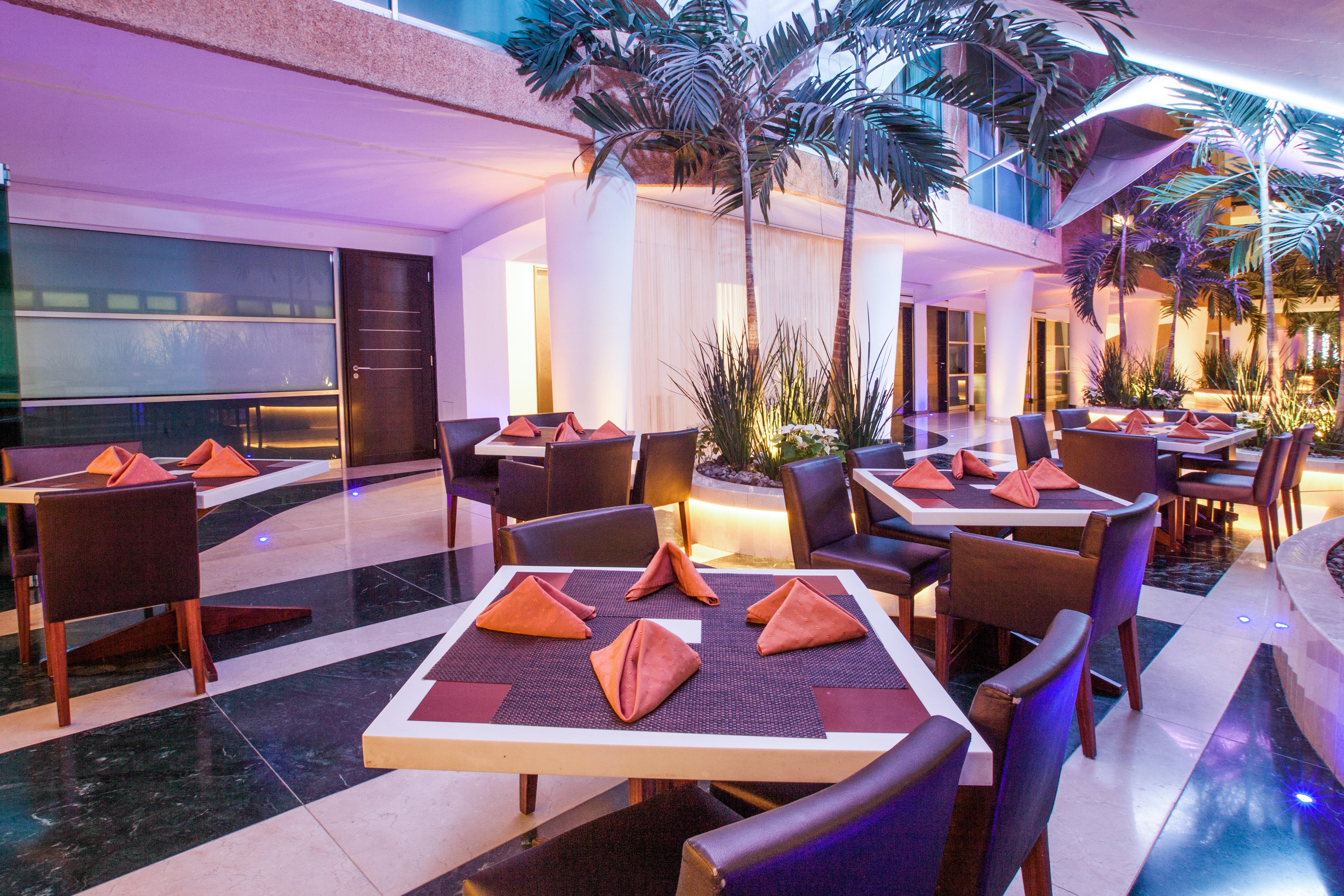 Hotel Crowne Plaza Toluca - Lancaster By Ihg Exterior foto
